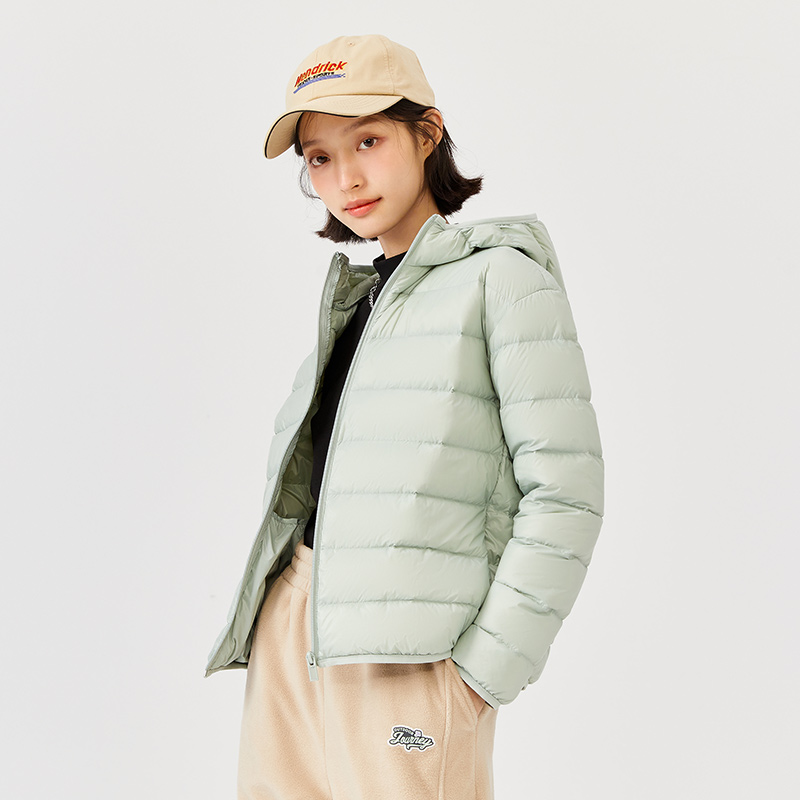 one dan SEMIR Down Jacket Women Light And Thin Hooded Windproof 2021 Winter New Black Technology Three-Proof Solid Jacket Fashion