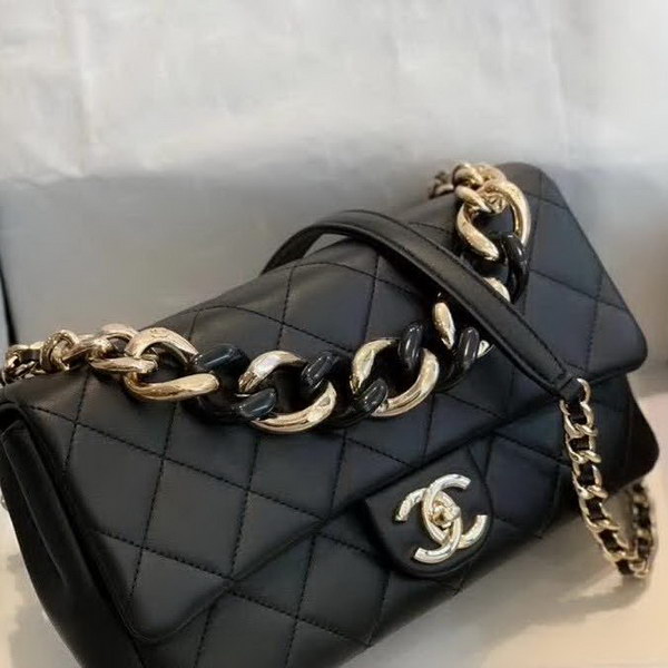 【原版皮】香奈儿/Chanel 亚克力手拎包，采用柔软细腻的进口小羊皮，经典菱格走线，单肩斜挎多用包，小香一直秉承简洁风格，低调奢华，也着实百搭，大号实用，小号俏皮：AS1354