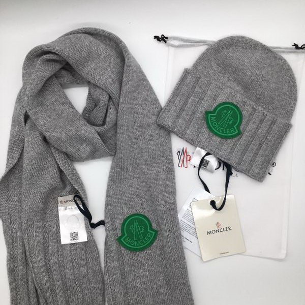 官网同步20秋季最新款-Moncler二​件套系‌列 围巾‎，帽子经‌典‎系‎列，精​致美感，精选毛线，手感超柔软，冬季必备款