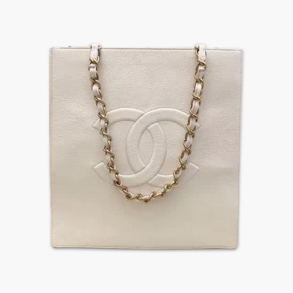 【原版皮】香奈儿/Chanel 大Logo全皮购物包，实用型设计理念，进口小牛皮，大容量，日常上班A4文件妥妥的，大小正好款式也不挑服装 ，休闲，裙装都可轻松驾驭，款号： AS1945