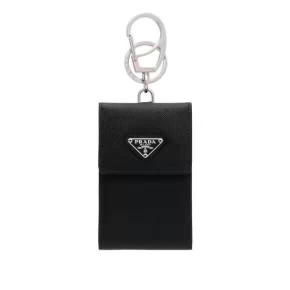【原版皮】普拉达/Prada 钥匙包，车钥匙包，选用十字纹小牛皮镶嵌三角唛徽标，男女通用款，简单时尚，款号：1TT081