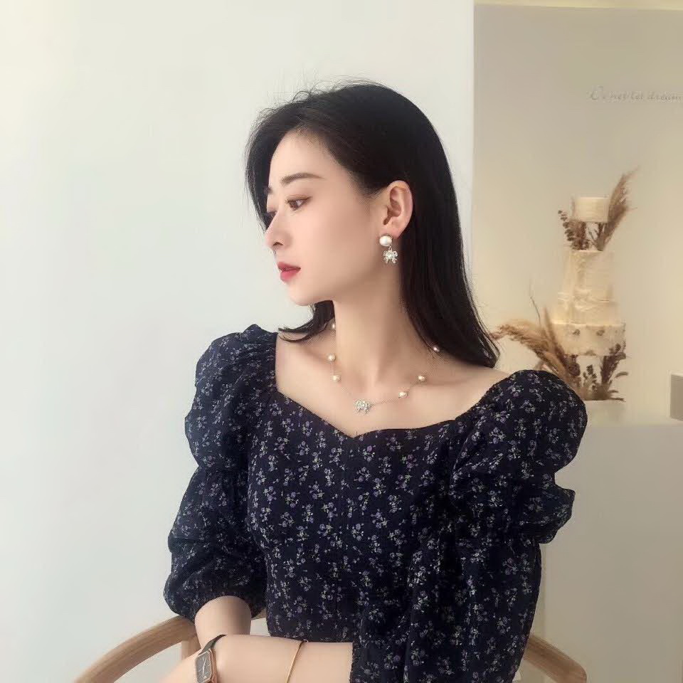 20秋季最新专柜款-缪缪Miu Miu2020新款项链，真心美到不行了，一致施华洛世奇幻彩珍珠，满钻的施华洛，特别的完美