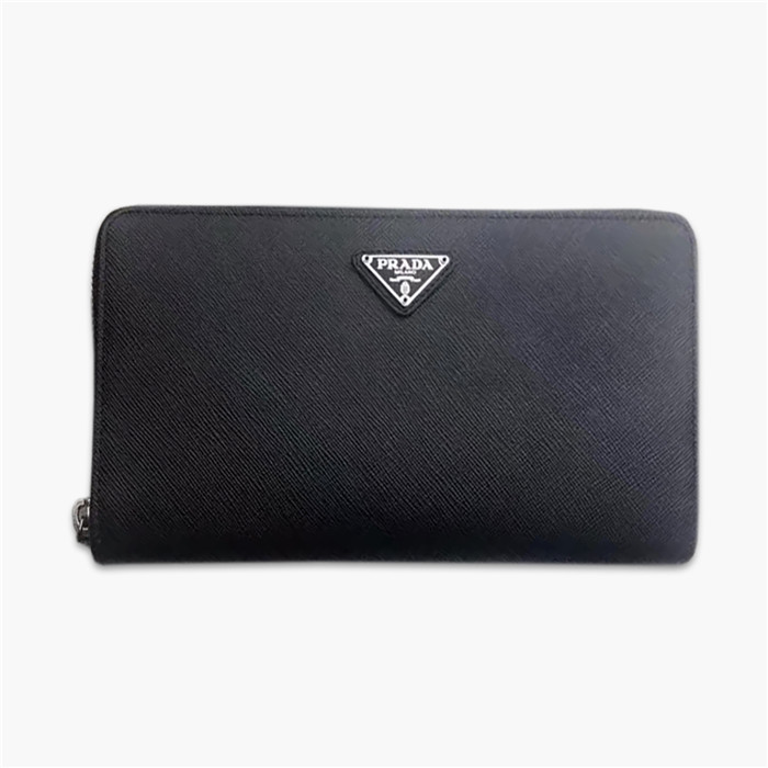 【原版皮】普拉达/Prada 拉链钱夹，选用十字纹小牛皮裁制而成，正面点缀三角唛徽标，经典之作，简单时尚，款号：1M1188