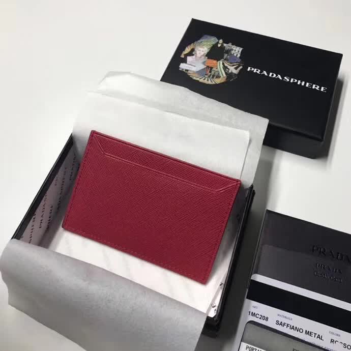 【原版皮】普拉达/Prada 卡包，选用十字纹牛皮裁制而成，精湛走线均匀整齐，油边顺滑，做工精致如图可见，款号：1MC208