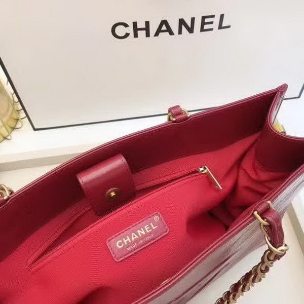 【原版皮】香奈儿/Chanel 大Logo全皮购物包，实用型设计理念，进口小牛皮，大容量，日常上班A4文件妥妥的，大小正好款式也不挑服装 ，休闲，裙装都可轻松驾驭，款号： AS1943