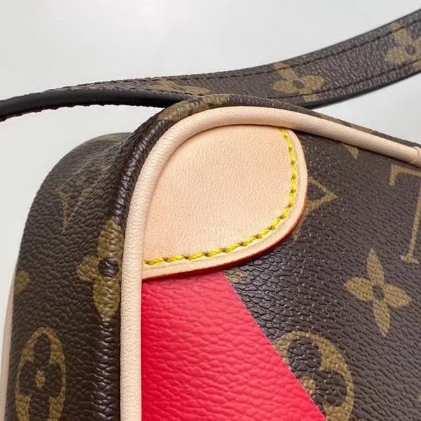 【原版皮】路易威登/LV 二合一相机包，以扑克花样碰撞传奇Monogram花纹，给时空界限按下消除键，每个扑克牌面，都是时尚王牌，款号：M44398