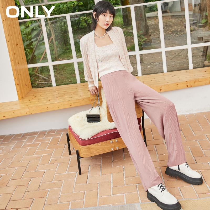 WINTER HIKING TIPS & CLOTHING GUIDE